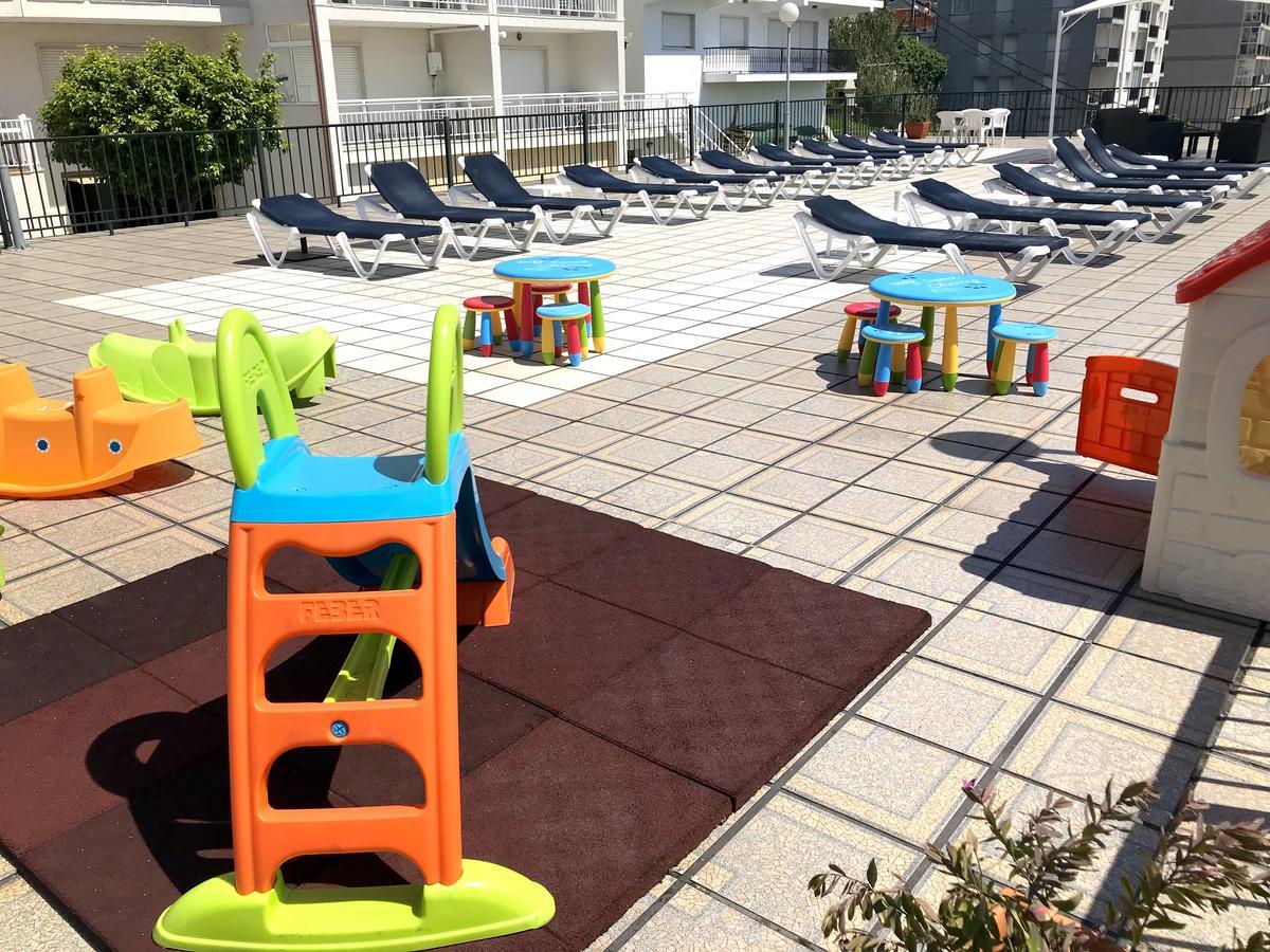 Apartamentos Park Raxo Bagian luar foto